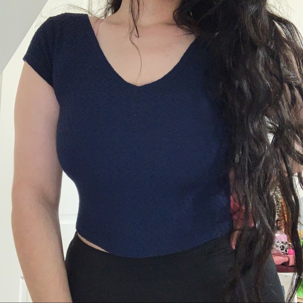 textured v neck